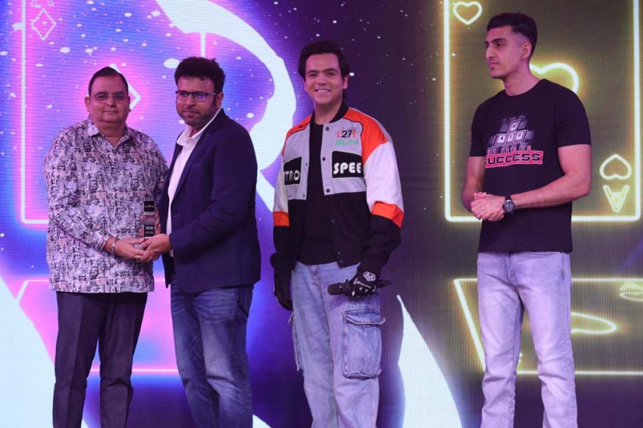 Xyaalive Wins Streamer Of The Year - Female Award At India Gaming Awards  Season 2, India's Biggest Gaming Awards Entertainment Night Log…