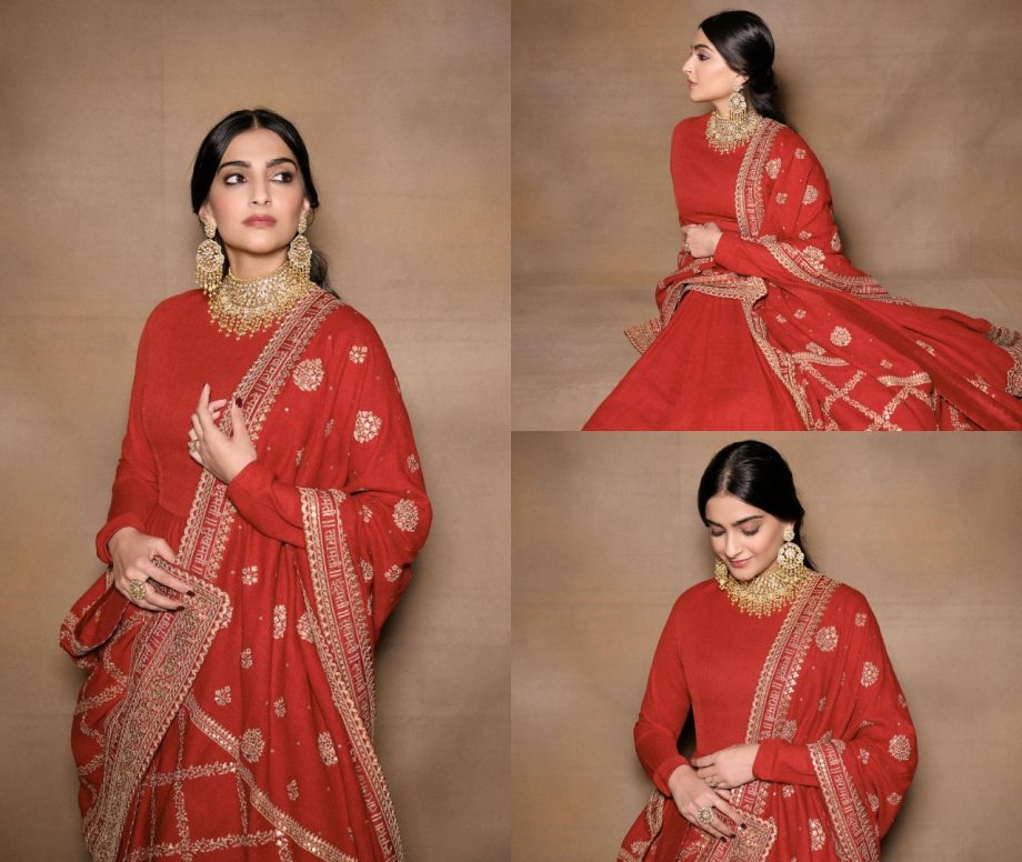 A Look Into Sonam Kapoor's Royalty In Traditional, Anarkali-Saree 868625