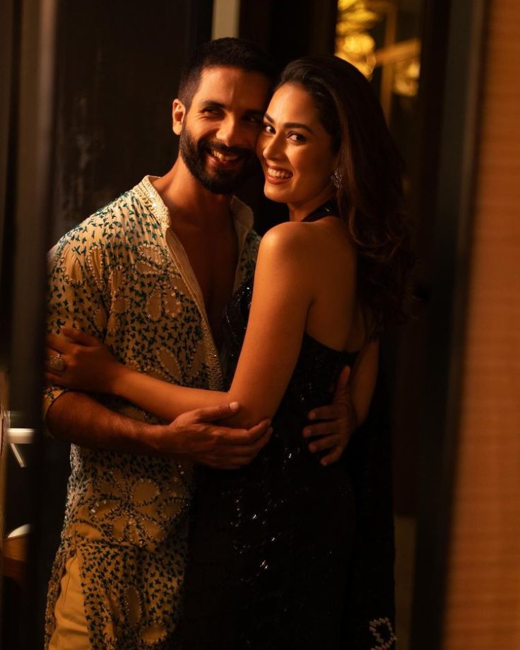 Couple Goals: Shahid Kapoor and Mira celebrate pre-Diwali with a hug [Photos] 867443