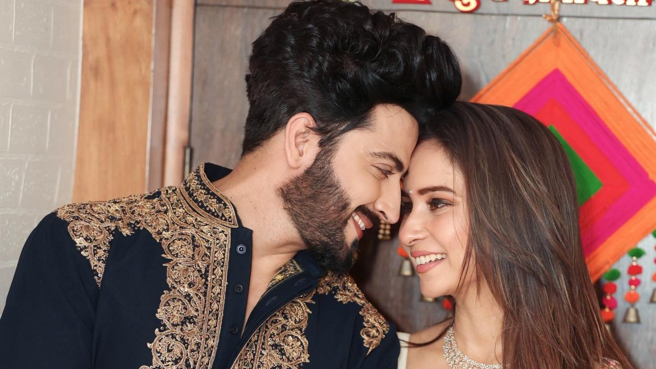 Dheeraj Dhoopar And Vinny Arora Get Lost In Each Other’s Romantic Eyes, Check Photos 868472