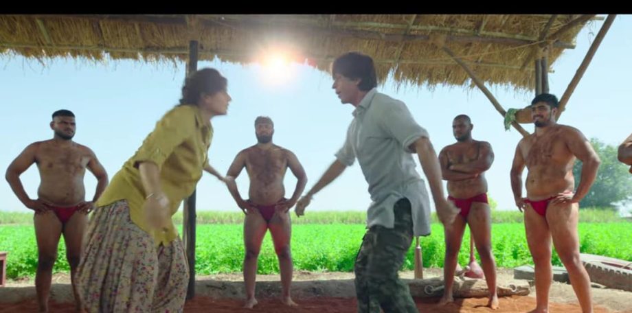 Has SRK found a new way to romance? The much loved Kushti scene with Deepika in Jawan to the one in Dunki with Taapsee, Kushti seems to be the choice for SRK! 870967