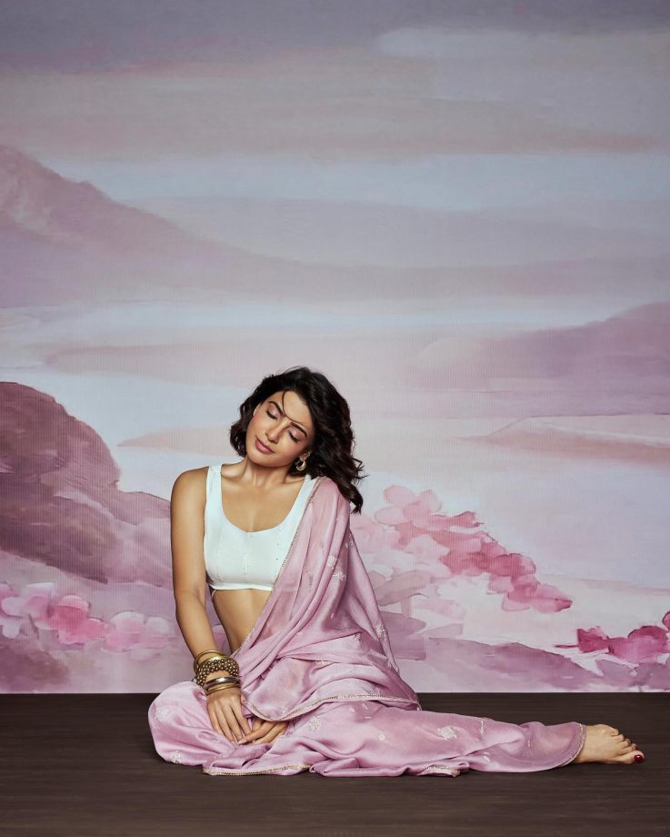 Samantha Ruth Prabhu Shines In Pink Saree With Sensuous Blouse, Take A Look 866453