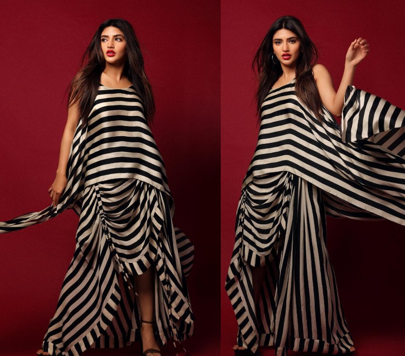 Sreeleela Redefines Vintage Black & White  Stripe Fashion In New Way, See Photos 866352