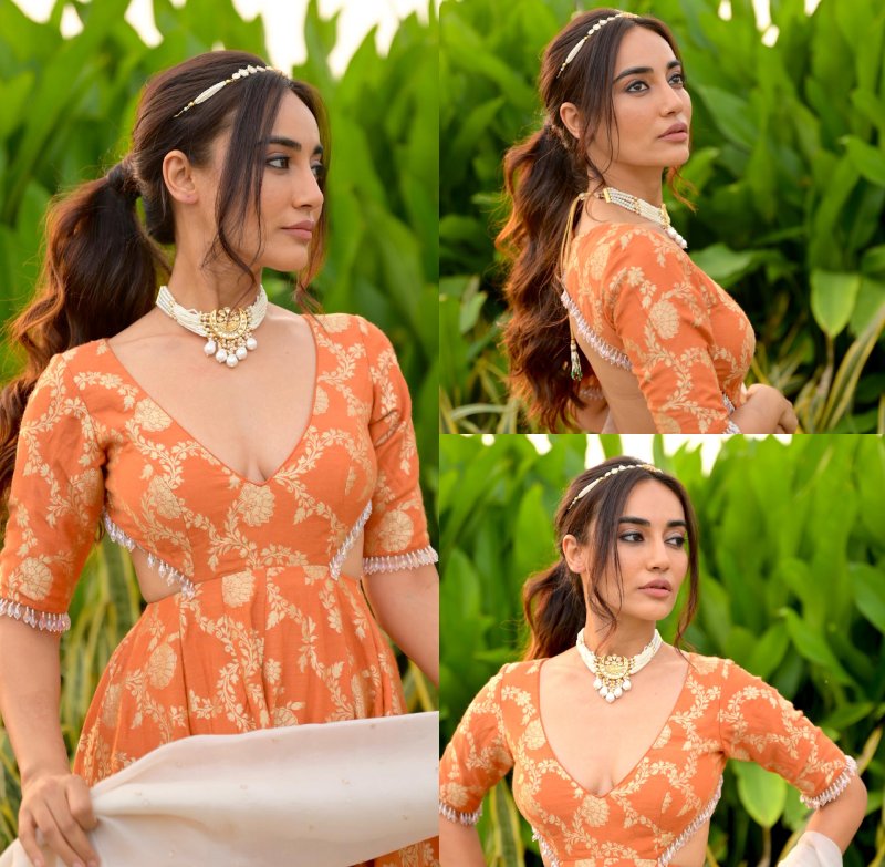 Surbhi Jyoti Turns Modern-day Princess In Backless Anarkali With Motif Accessories 869048