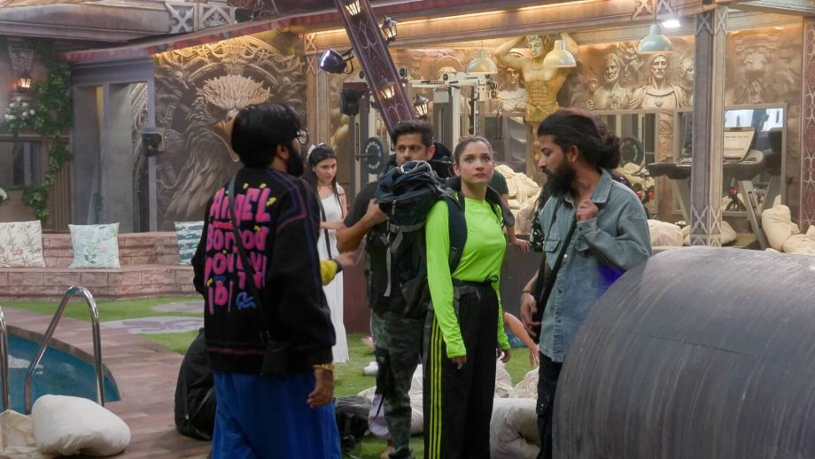 Watch the mohalla of COLORS' 'BIGG BOSS' scramble for weekly ration in tonight's episode 870299