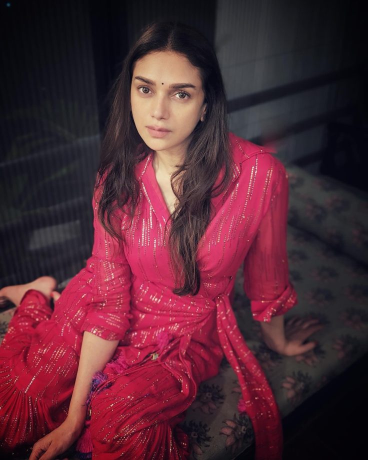 Aditi Rao Hydari is beauty personified in pink wrap tunic top and palazzo pant 874164