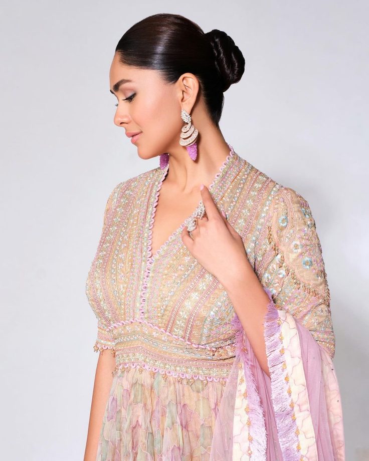 Mrunal Thakur exudes timeless charm in pastel-colored embellished anarkali dress 876091