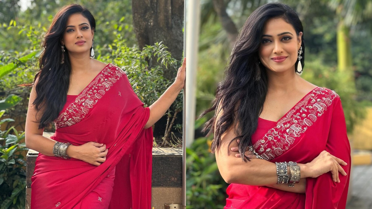 Shweta Tiwari Redefines Elegance In Bold Red Saree, See Photos