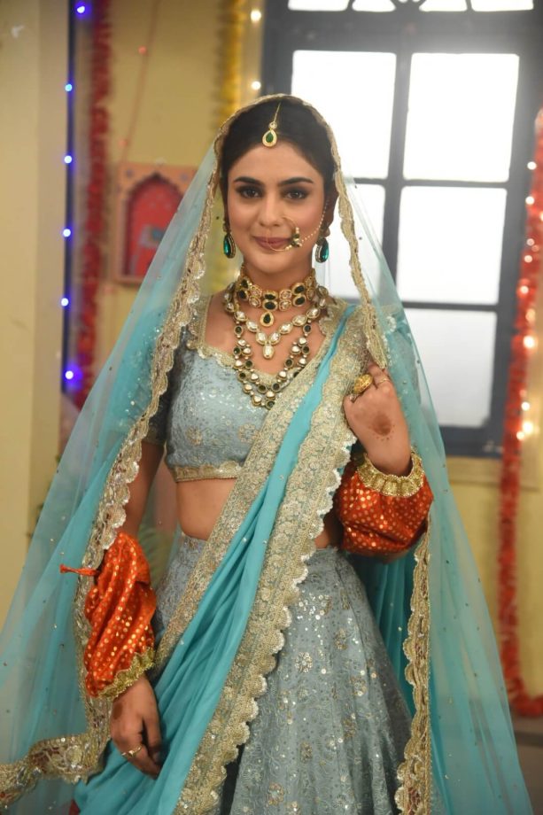 Tanisha Mehta dons a gorgeous bridal light blue and golden lehenga for the wedding sequence in Ikk Kudi Punjab Di! 875922