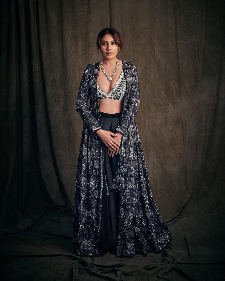 A Look Into Surbhi Chandna's Three-piece Outfit Collections 877075