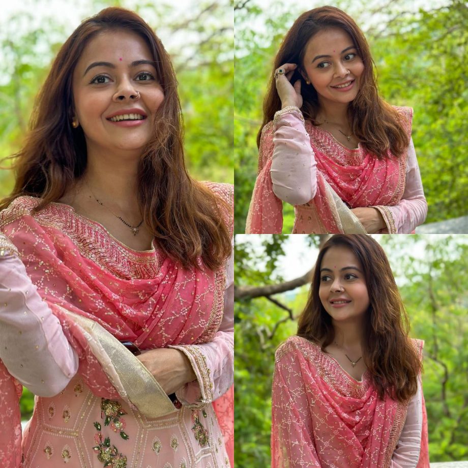 Devoleena Bhattacharjee is glam personified in baby pink salwar suit [Photos] 877189