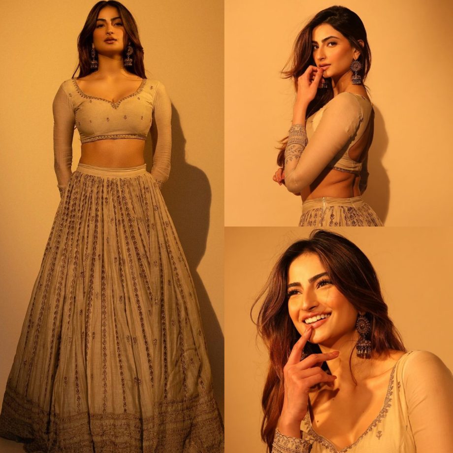 Gorgeous: Palak Tiwari oozes off with charm in beige organza silk lehenga set worth Rs 68000 878116