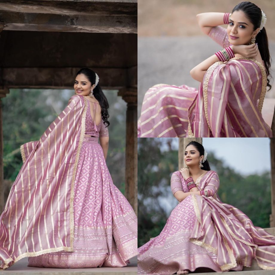Gorgeous: Sreemukhi is beauty to behold in lilac silk lehenga set 880317