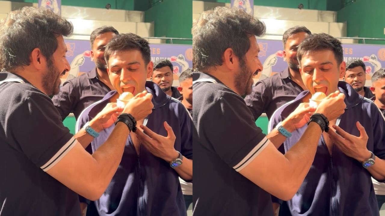 Kartik Aaryan wraps his shoot of Chandu Champion while having his favorite sweet, RasMalai! 880740