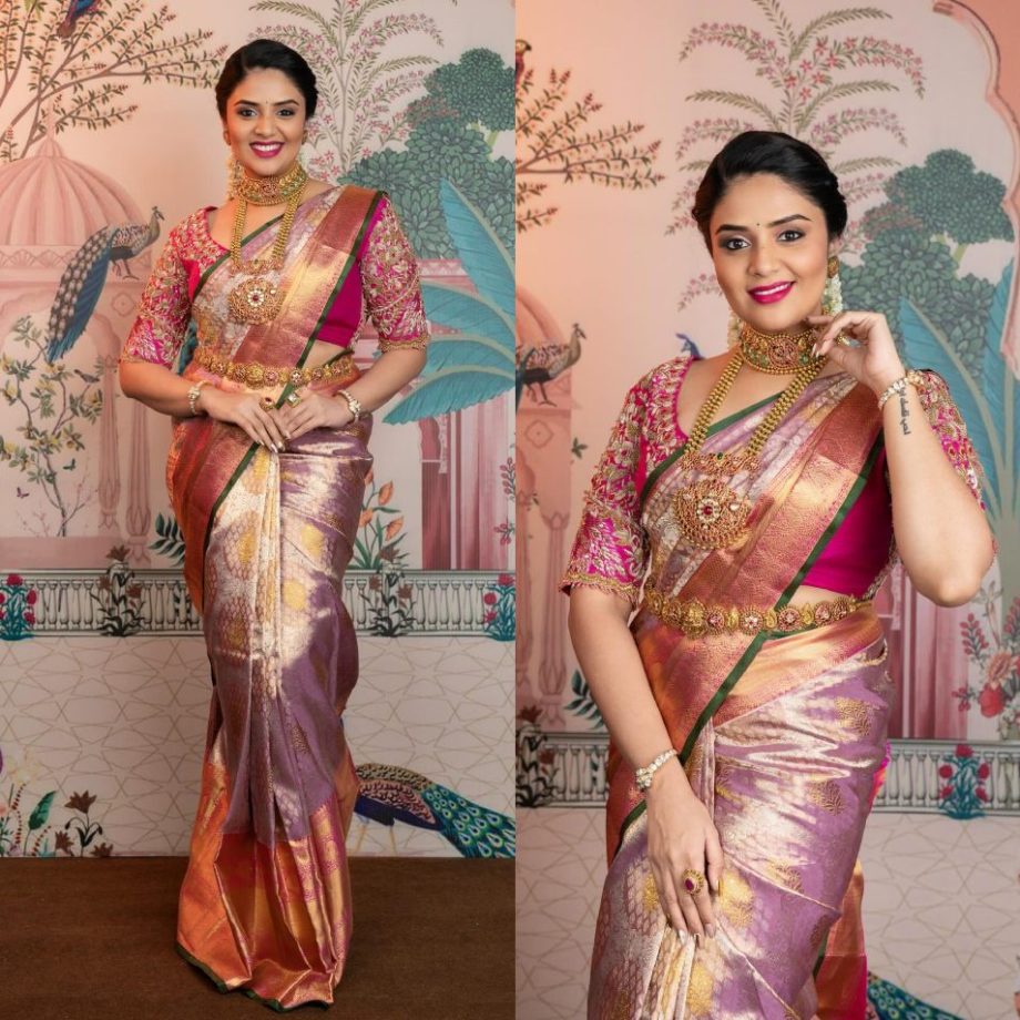 Raashi Khanna VS Sreemukhi: Who Is Elegant In Pinkish Kanjivaram Silk Saree? 877981