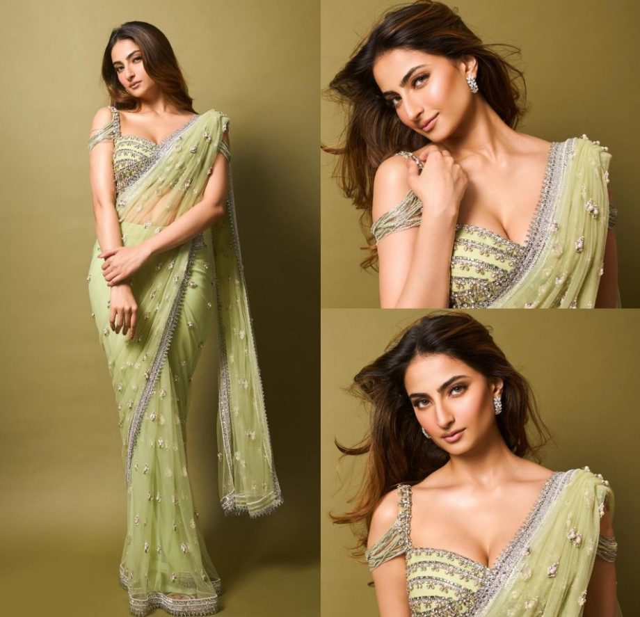 Shweta Tiwari and Palak Tiwari's Mesmerizing Saree Styles 879861