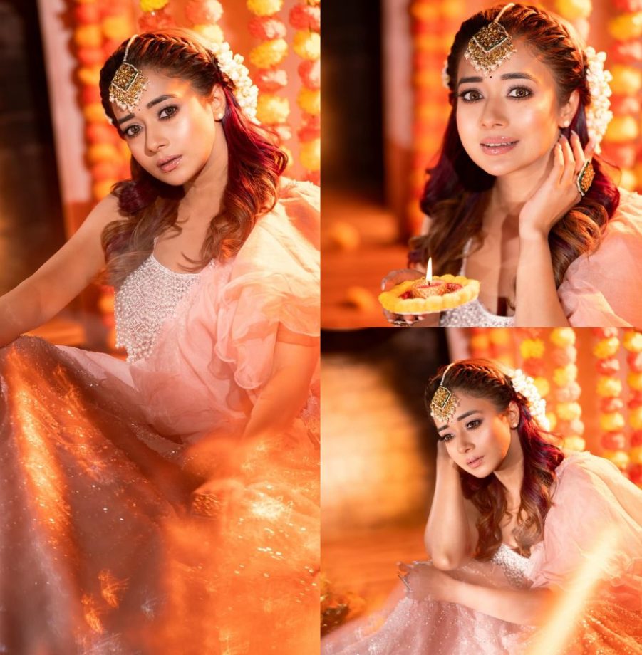 Tina Datta gives ethnic twirl to barbiecore in a sequinned gown, see photos 879524
