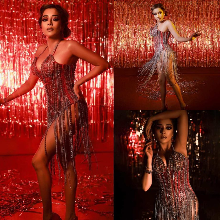 Tina Datta Raises Hotness Bar In Red Shimmery Monokini Dress, See Photo 879031