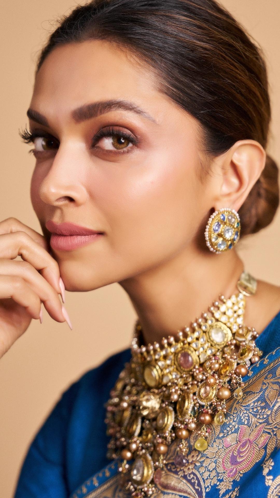 Details 162+ deepika padukone earrings latest