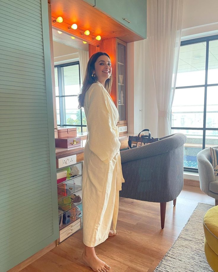 A Peek Into Parineeti Chopra's Luxurious Apartment In Mumbai 883323