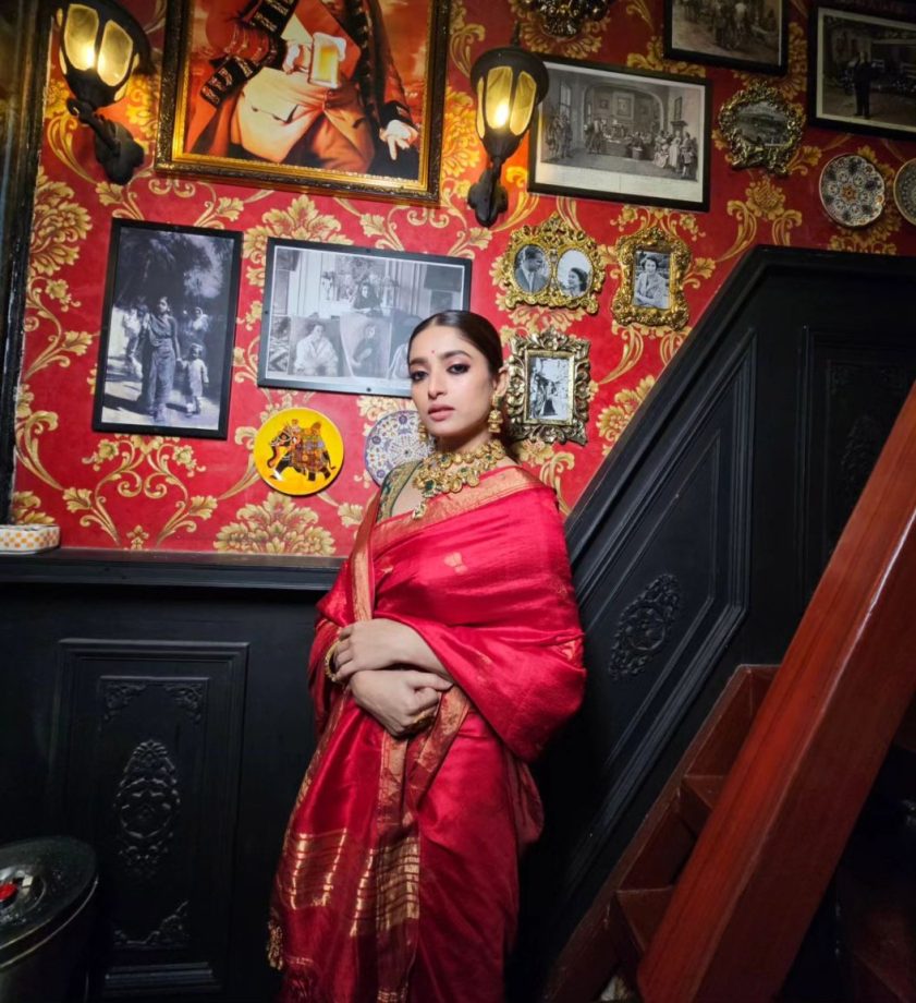 Bengal's Most Stylish: Ishaa Saha, Chirpy and Charismatic 884401