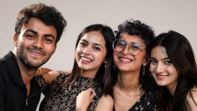 Cherishing faces of Laapataa Ladies, the director and the cast clicked in one frame! Worth saying, “Waah! bahut sundar hai bey”