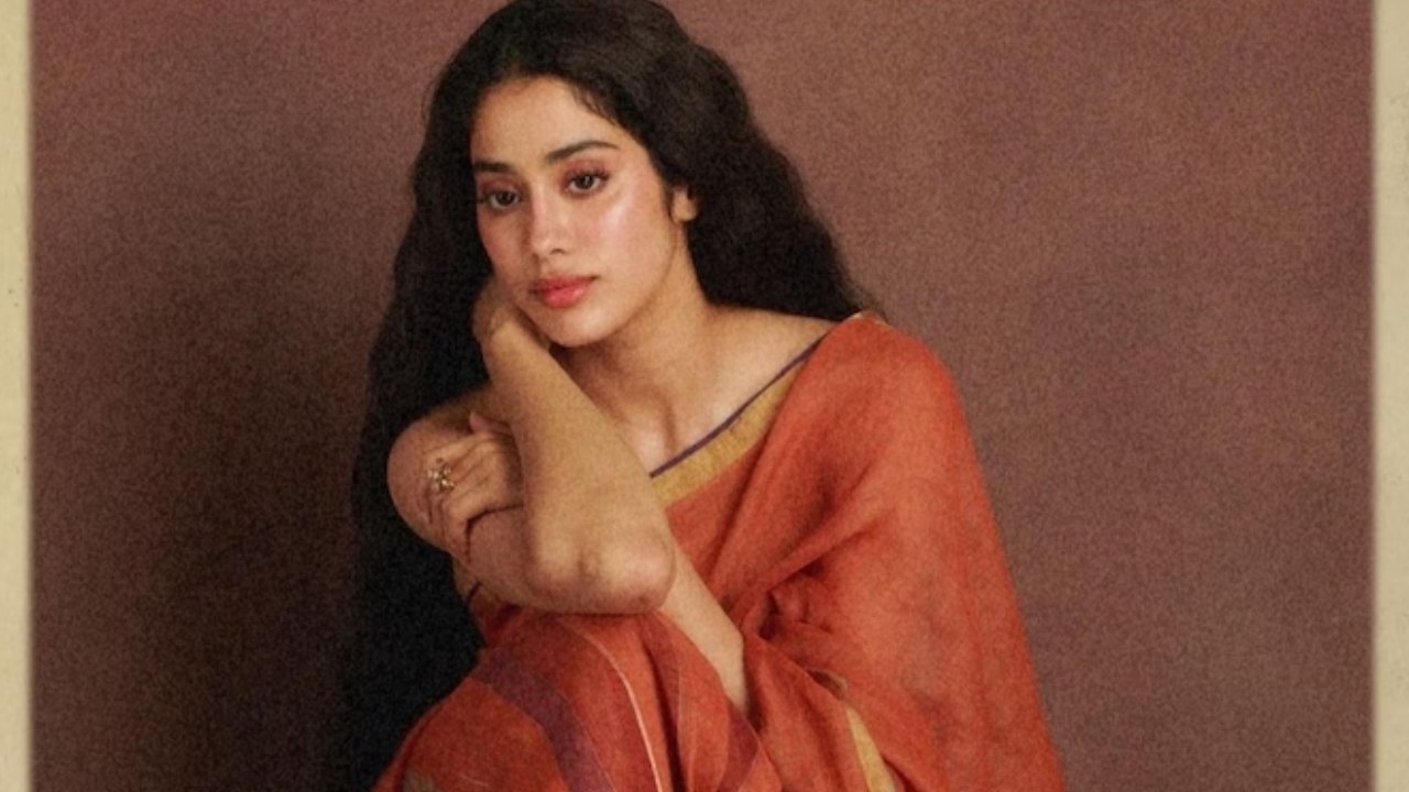 Janhvi Kapoor opens up about her south debut,says,  "I am coming closer to my roots!" 883605