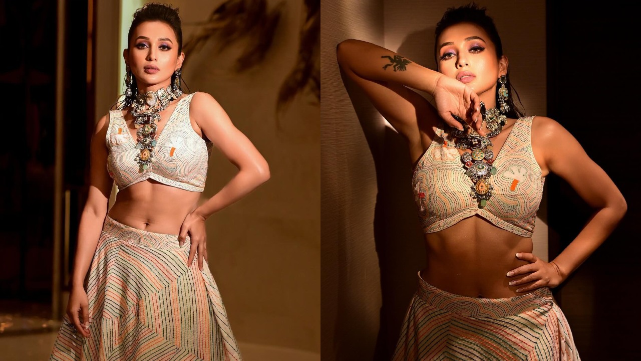 Mimi Chakraborty Flaunts Midriff In Boho Skirt And Blouse, See How 883445