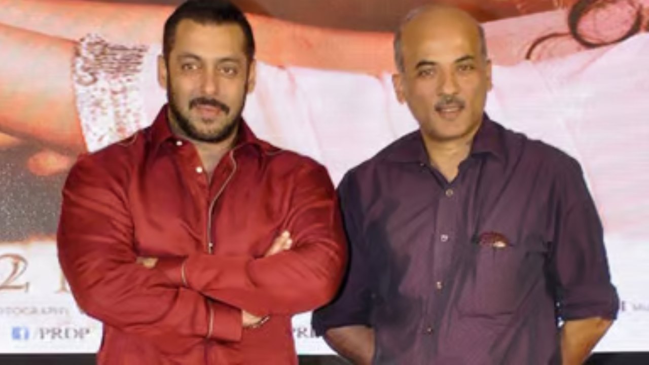 On His  Birthday, Sooraj Barjatya’s Unbreakable  Dosti  With Salman Khan 883364