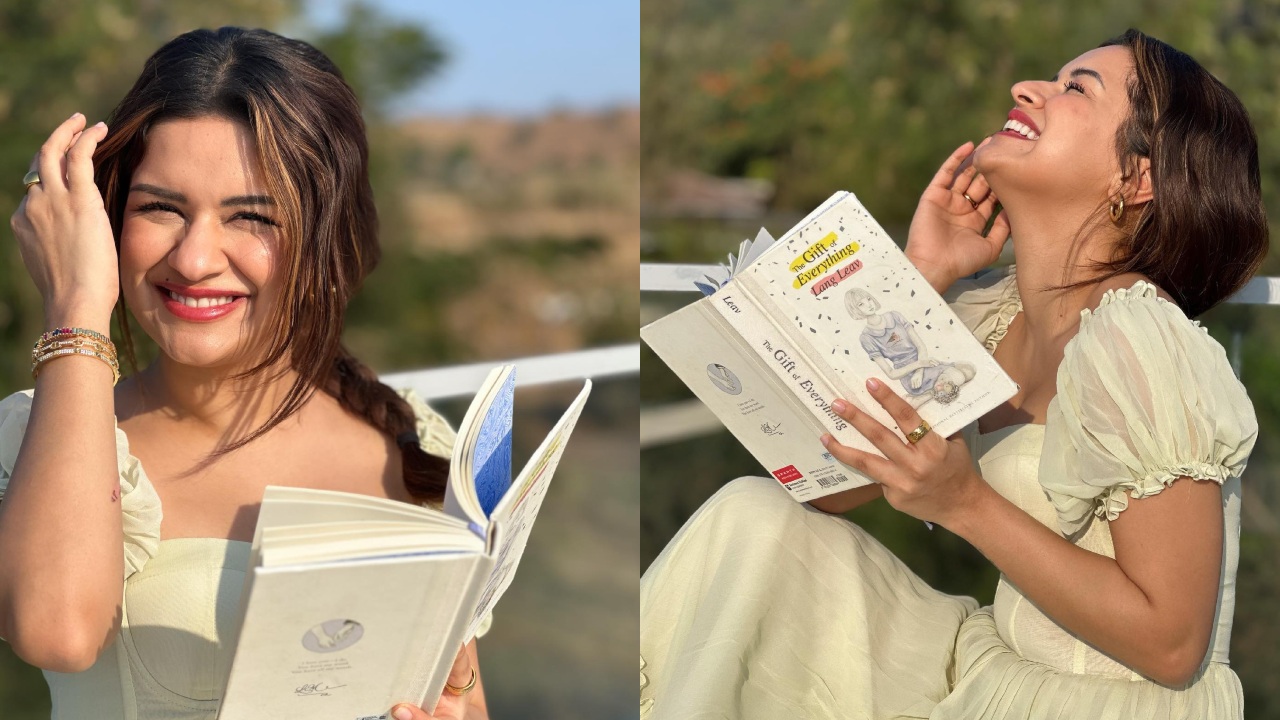 Pretty Dress, Favourite Book, And Sunlight: Avneet Kaur's Winter Vibes 881705