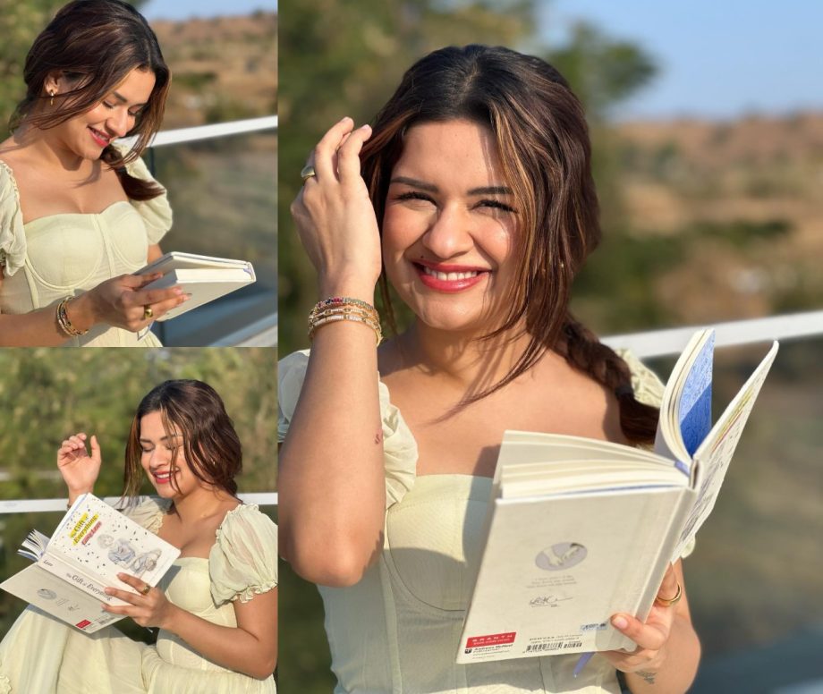 Pretty Dress, Favourite Book, And Sunlight: Avneet Kaur's Winter Vibes 881703