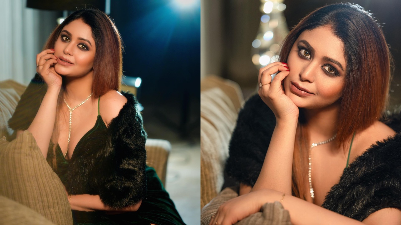 Ritabhari Chakraborty Sizzles In Dark Green Dress with Fur Shawl, Serves Elite Vibes 882854