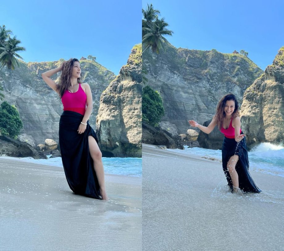 TMKOC'S Sunayana Fozdar Turns Beach Babe In Monokini, See Vacation Dairies 884500