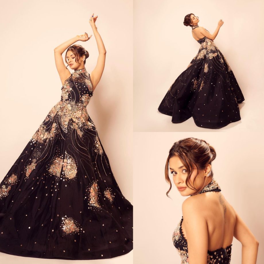 3 Times Avneet Kaur Made Head-Turning Moments In Black Gowns 889258