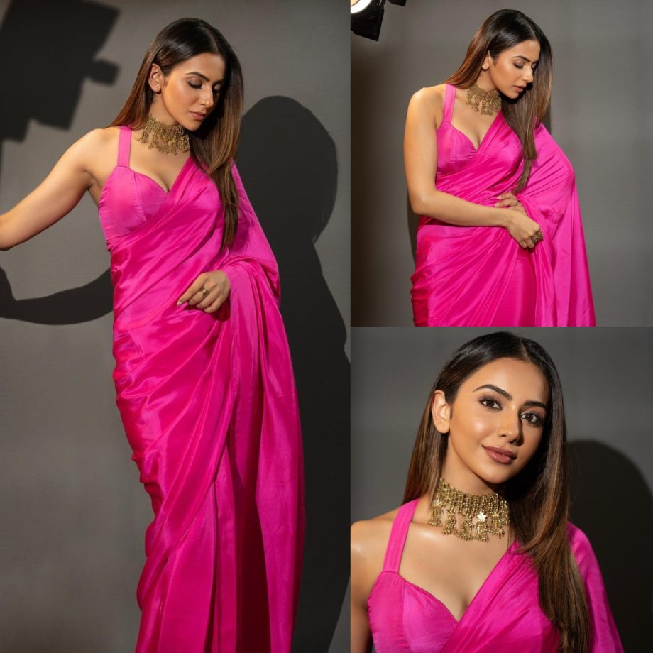Alia Bhatt Or Rakul Preet Singh: Who Looks Mesmerizing In Rani Pink Simple Saree? 887604