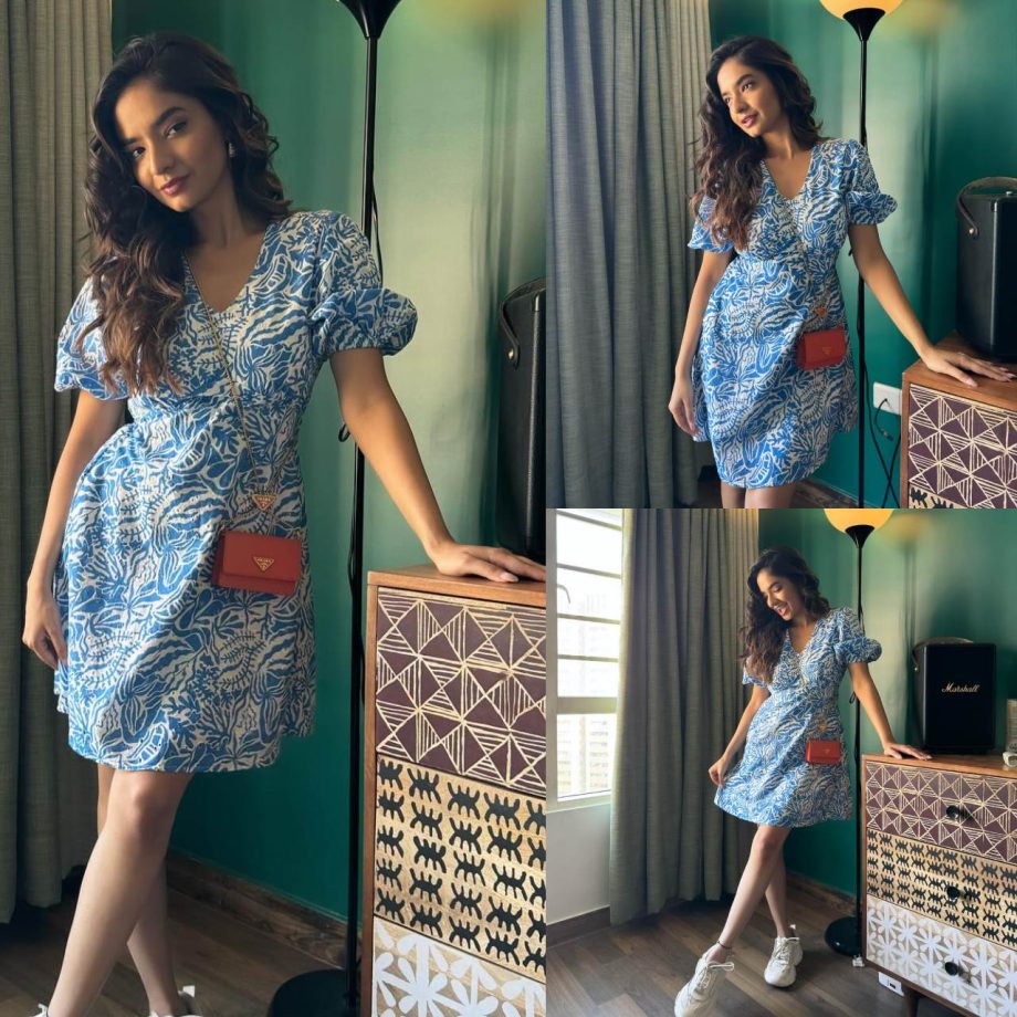 Anushka Sen Captivating Hearts With Her Effortless Style In A Blue And White Mini Dress, Check Now! 887388
