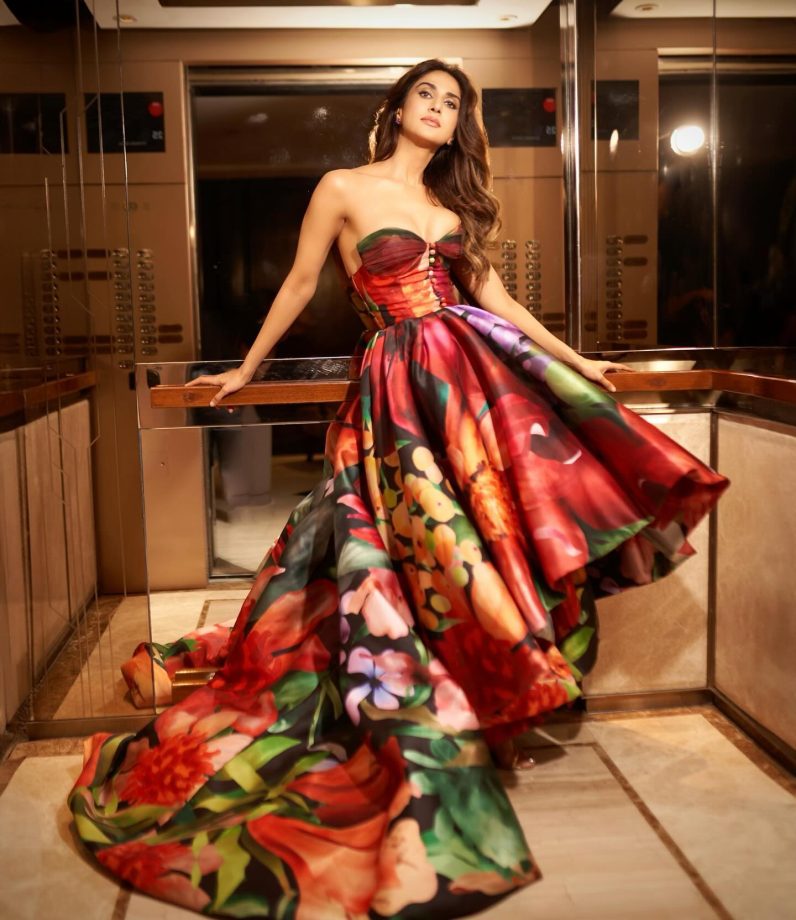 Blooming Beauty: Vaani Kapoor Takes Center Stage In A Graceful Floral Strapless Dress 887692