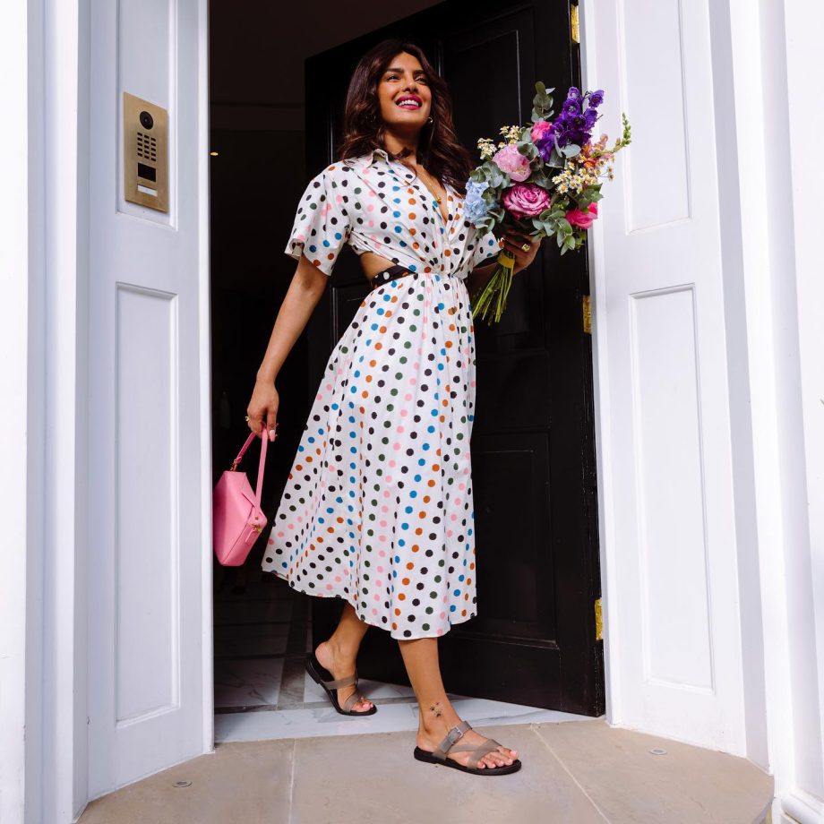 Bollywood Celebs Inspired Outfit Ideas To Wear On Easter Sunday, Kriti Sanon-Alia Bhatt 889214