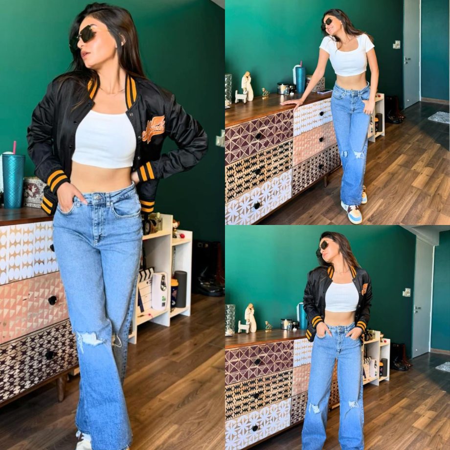Curves & Confidence: Anushka Sen's Chic Casual Look In Crop Top And Denim 885319