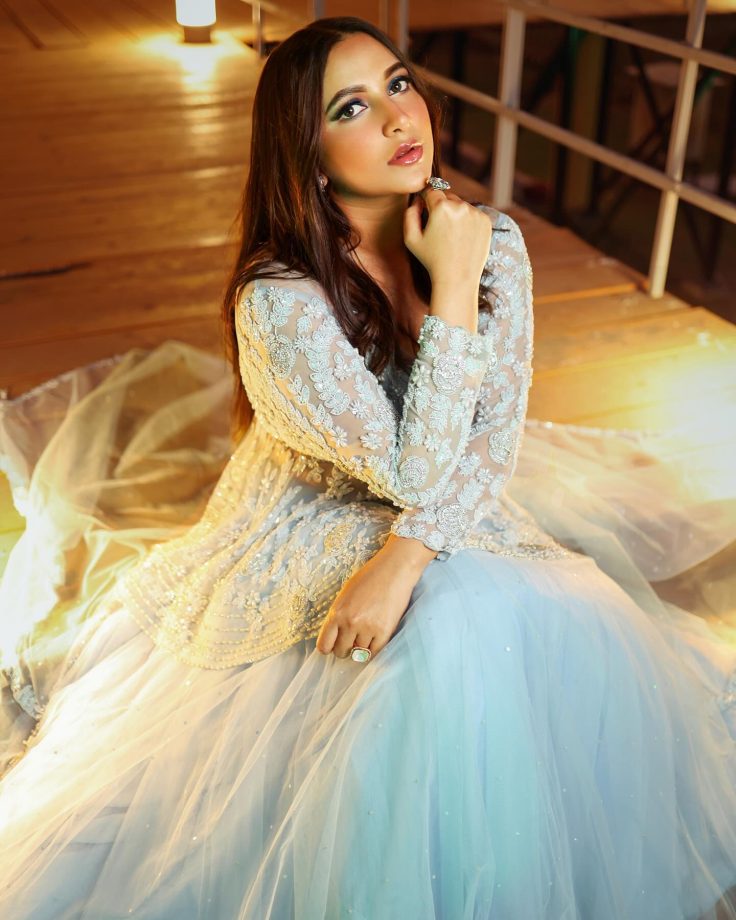 Ethereal Beauty: Subhashree Ganguly Steals The Spotlight In A Powder Blue Lehenga Set 886773