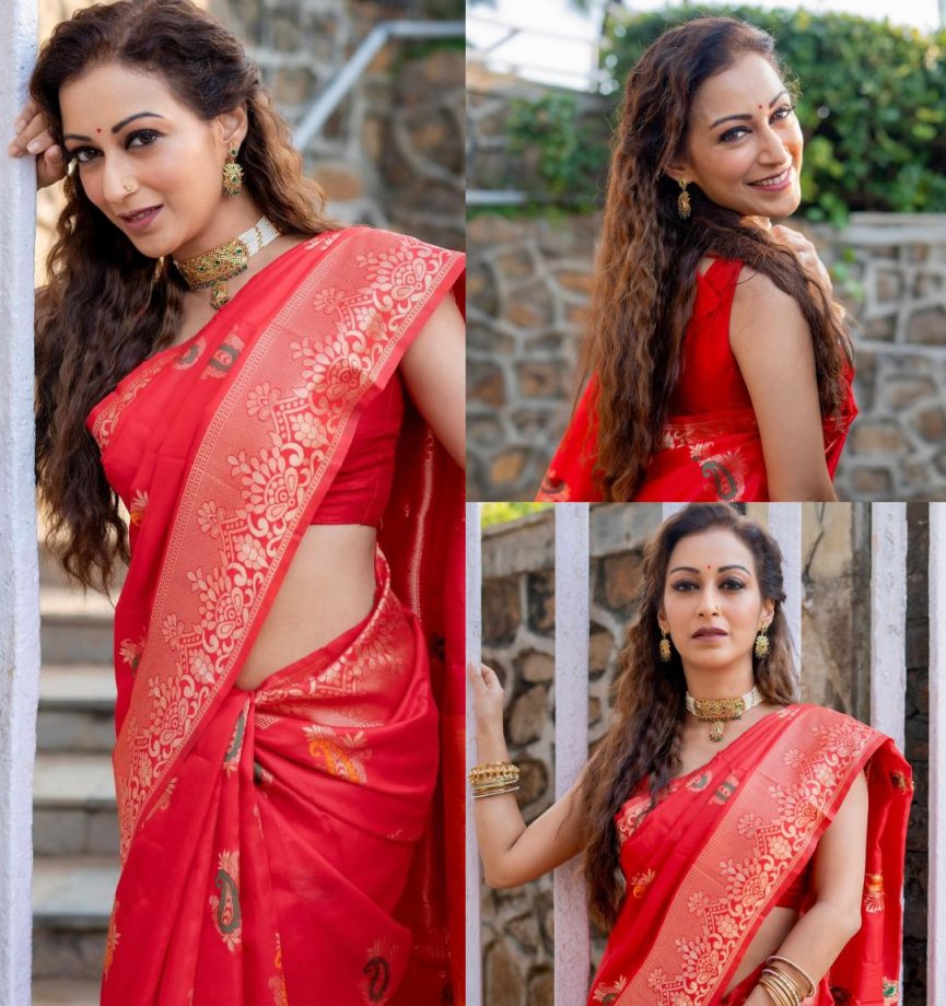 Fashion Battle: Sunayana Fodar vs. Ankita Lokhande: Who Looks Gorgeous In Red Saree? 888273