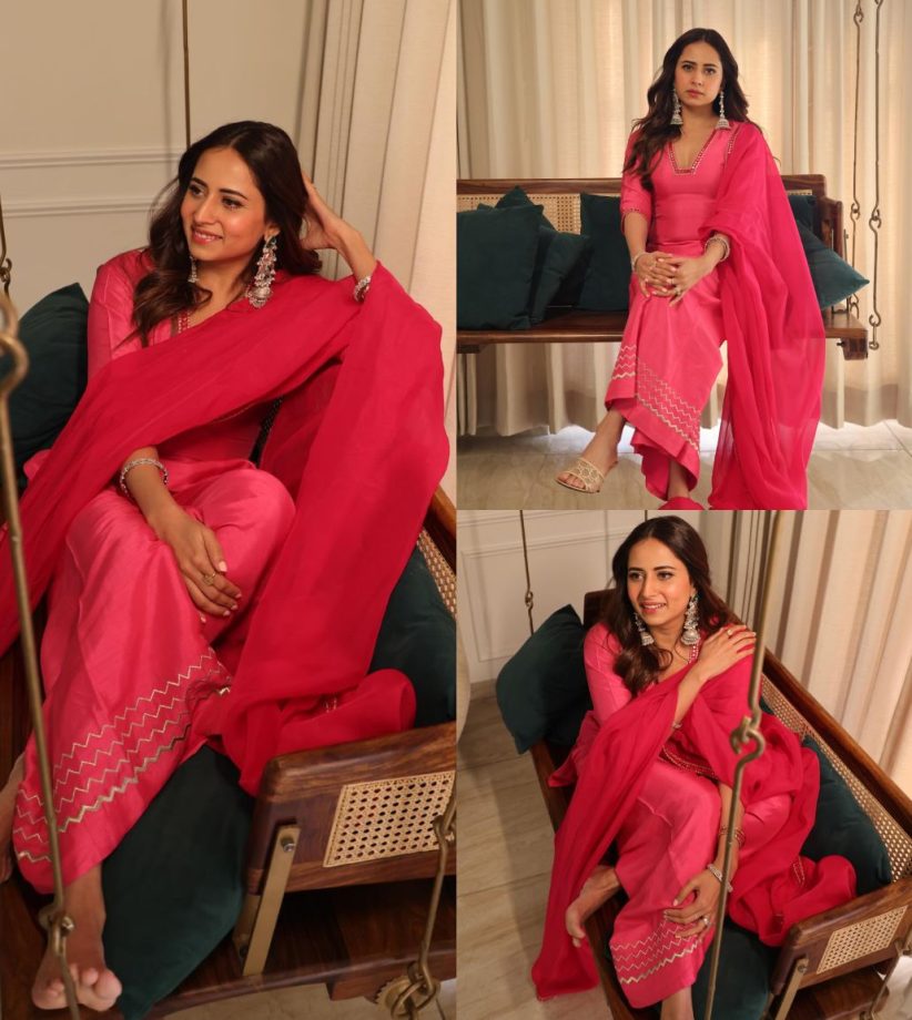 Glamour Duel: Sargun Mehta vs. Jasmin Bhasin: Who Wore Mirror-Work Ethnic Outfit Better? 887349