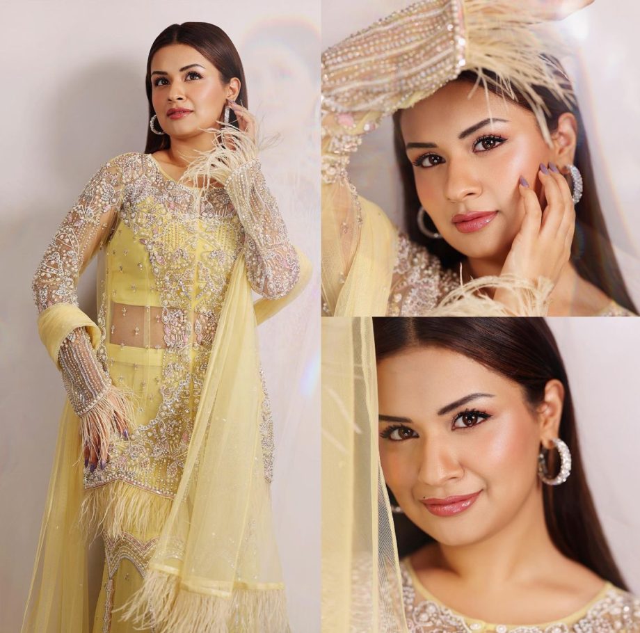 Graceful Beauty: Avneet Kaur Elevates Ethnic Fashion In A Lemon Yellow Gharara Set 888986