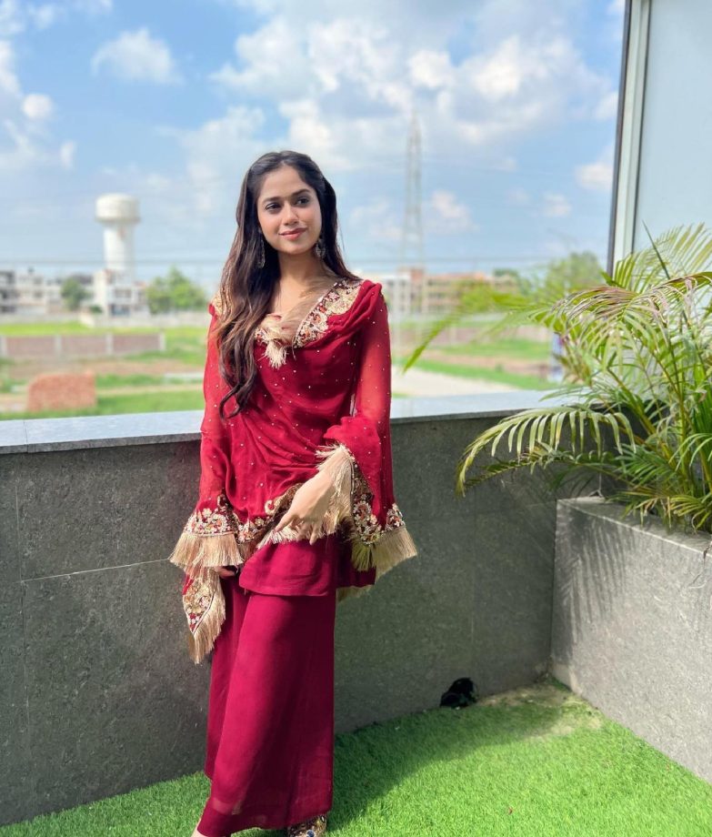 Iftar Fashion: Jannat Zubair Classic Traditional Outfit Looks For Ramadan, See Pics! 888393