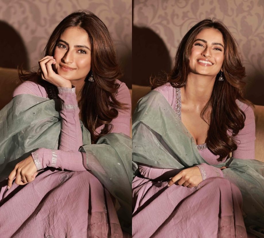 Palak Tiwari Steals The Hearts With Timeless Grace In A Lavender And Blue Anarkali Set; See Photos 887177