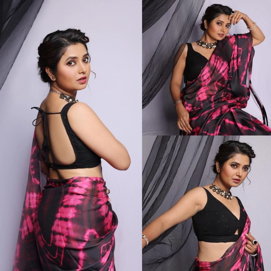 Prajakta Mali Is A Vision In Tie-dye Saree With Sensuous Blouse 884914