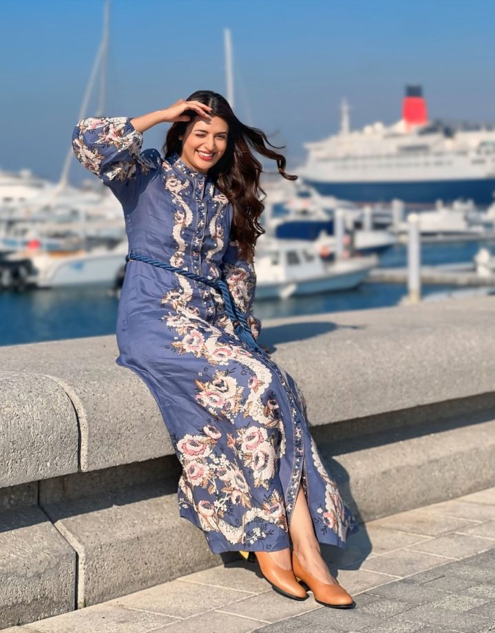 Radiant Vibes: Divyanka Tripathi’s Sunny Day Elegance In A Blue And White Maxi Dress 887918