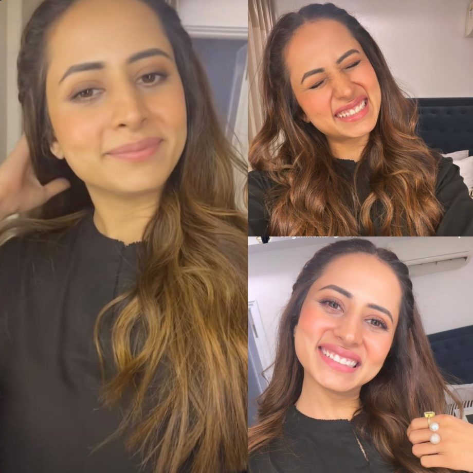 Rosy Cheeks, Glossy Lips & Open Hair: A Peek Into Sargun Mehta's Quirkiness In Selfies 884925