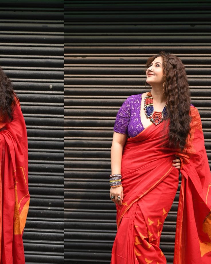 Swastika Mukherjee Elevates Ethnic Fashion In A Red And Purple Printed Saree, See Photos! 888480