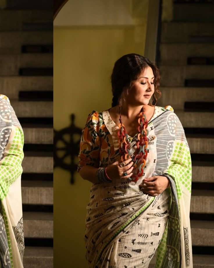 Swastika Mukherjee Embraces Traditional Charm In A Multi-Colored Printed Saree; See Pics 886119